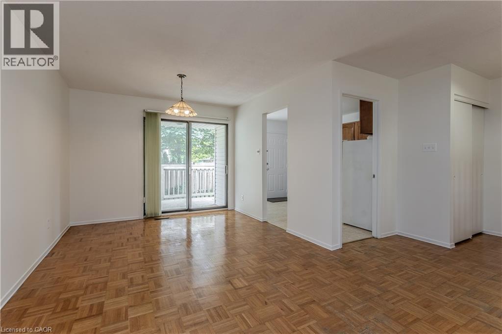 2915 Saint Malo Circle, Mississauga, Ontario  L5N 1S8 - Photo 7 - 40846171