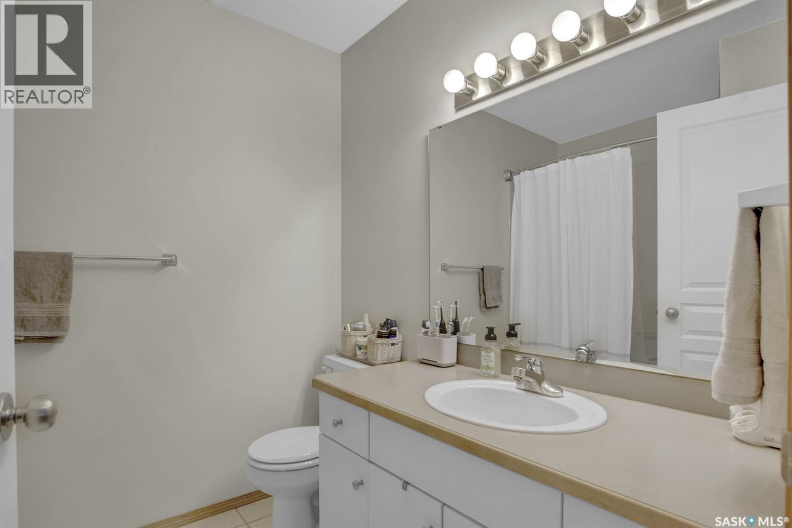 2734 Victoria Avenue, Regina, Saskatchewan  S4T 1K3 - Photo 19 - SK041701