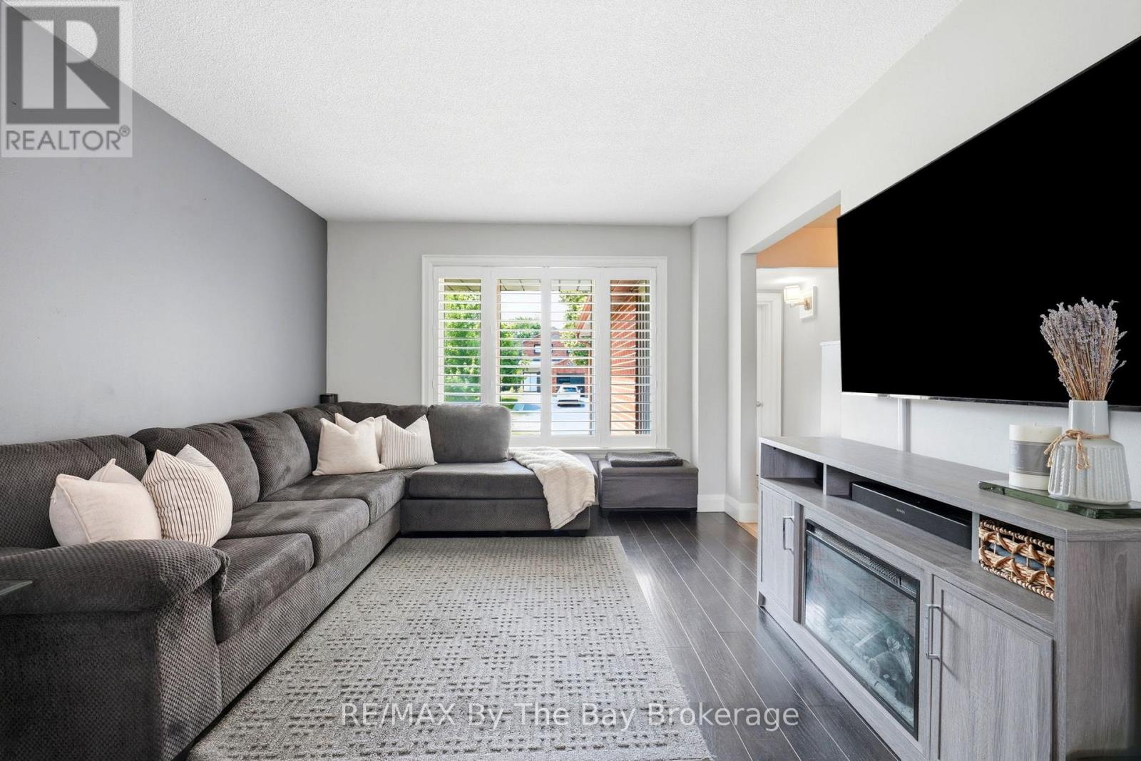291 Woodlawn Crescent, Milton, Ontario  L9T 4V8 - Photo 7 - W13537384