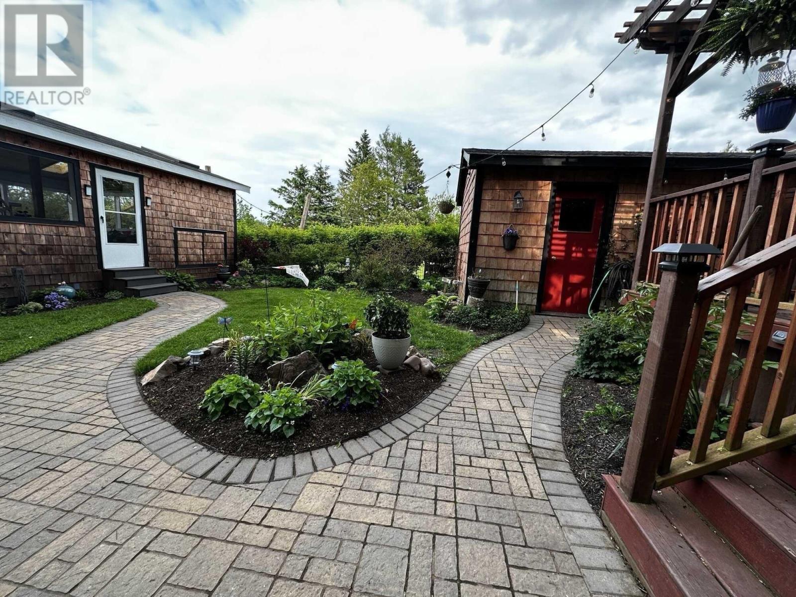 355 Queen Street, Truro, Nova Scotia  B2N 2C4 - Photo 2 - 202600601