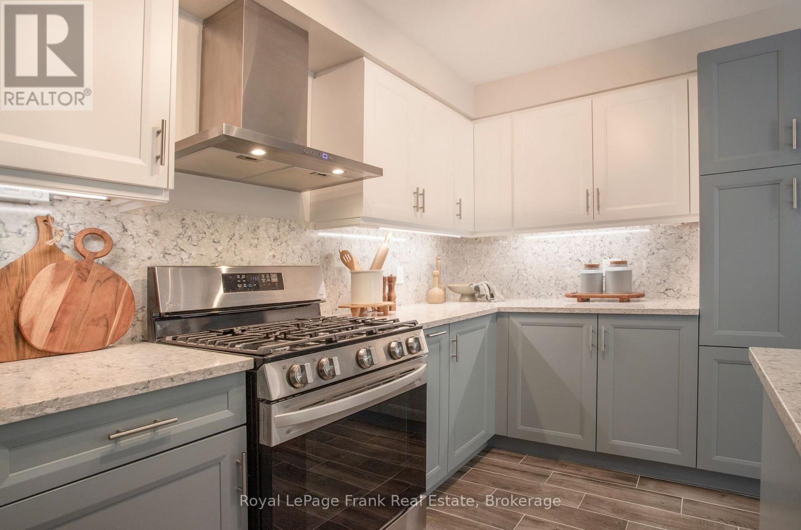 78 Vanguard Drive, Whitby, Ontario  L1M 2N9 - Photo 16 - E13537318