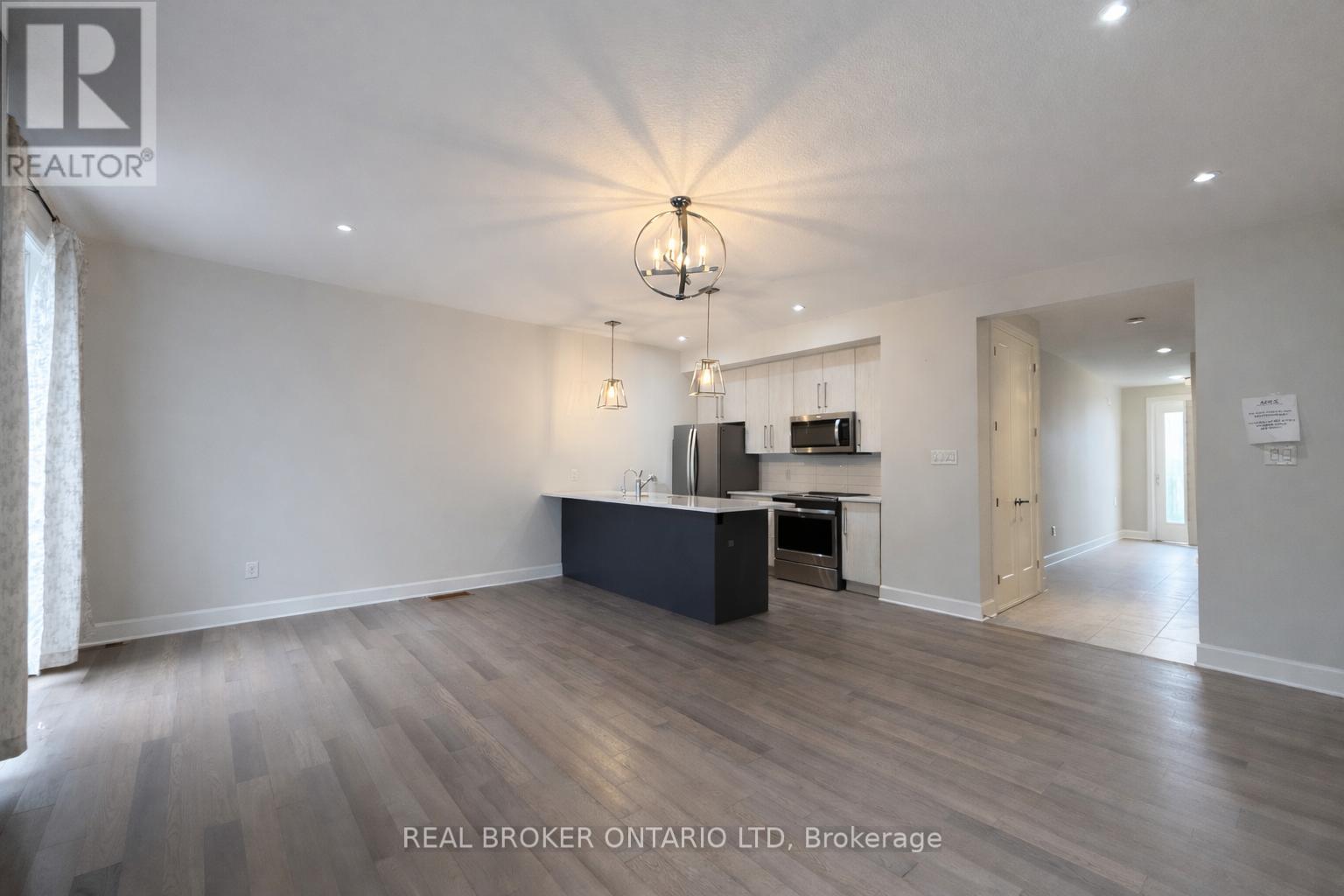 32 - 499 Sophia Crescent, London North, Ontario  N6G 0X9 - Photo 5 - X13537686