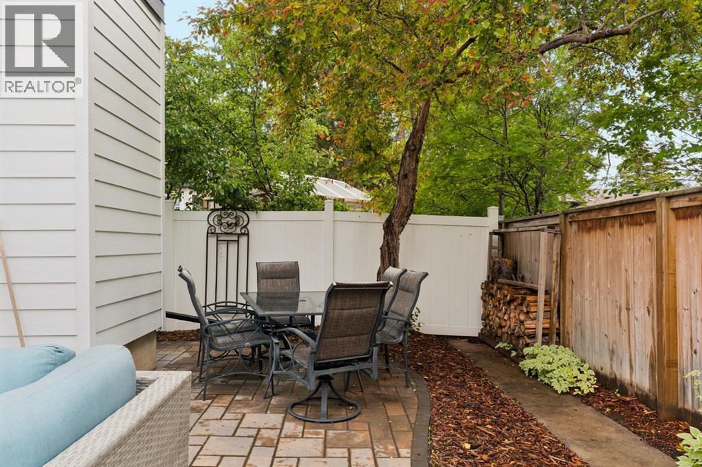 692 Woodpark Boulevard SW, Calgary, Alberta  T2W 3R7 - Photo 38 - A2325814