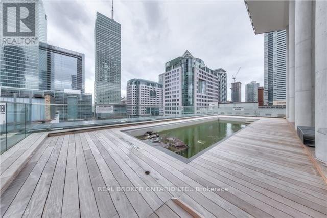 704 - 224 King Street W, Toronto, Ontario  M5H 0A6 - Photo 11 - C13537360
