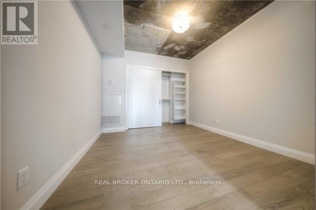 704 - 224 King Street W, Toronto, Ontario  M5H 0A6 - Photo 7 - C13537360