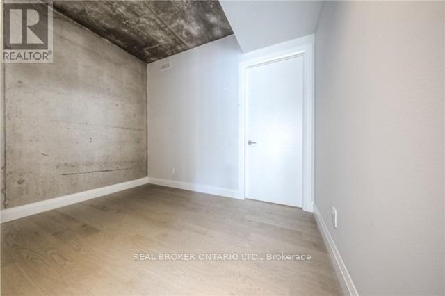704 - 224 King Street W, Toronto, Ontario  M5H 0A6 - Photo 8 - C13537360