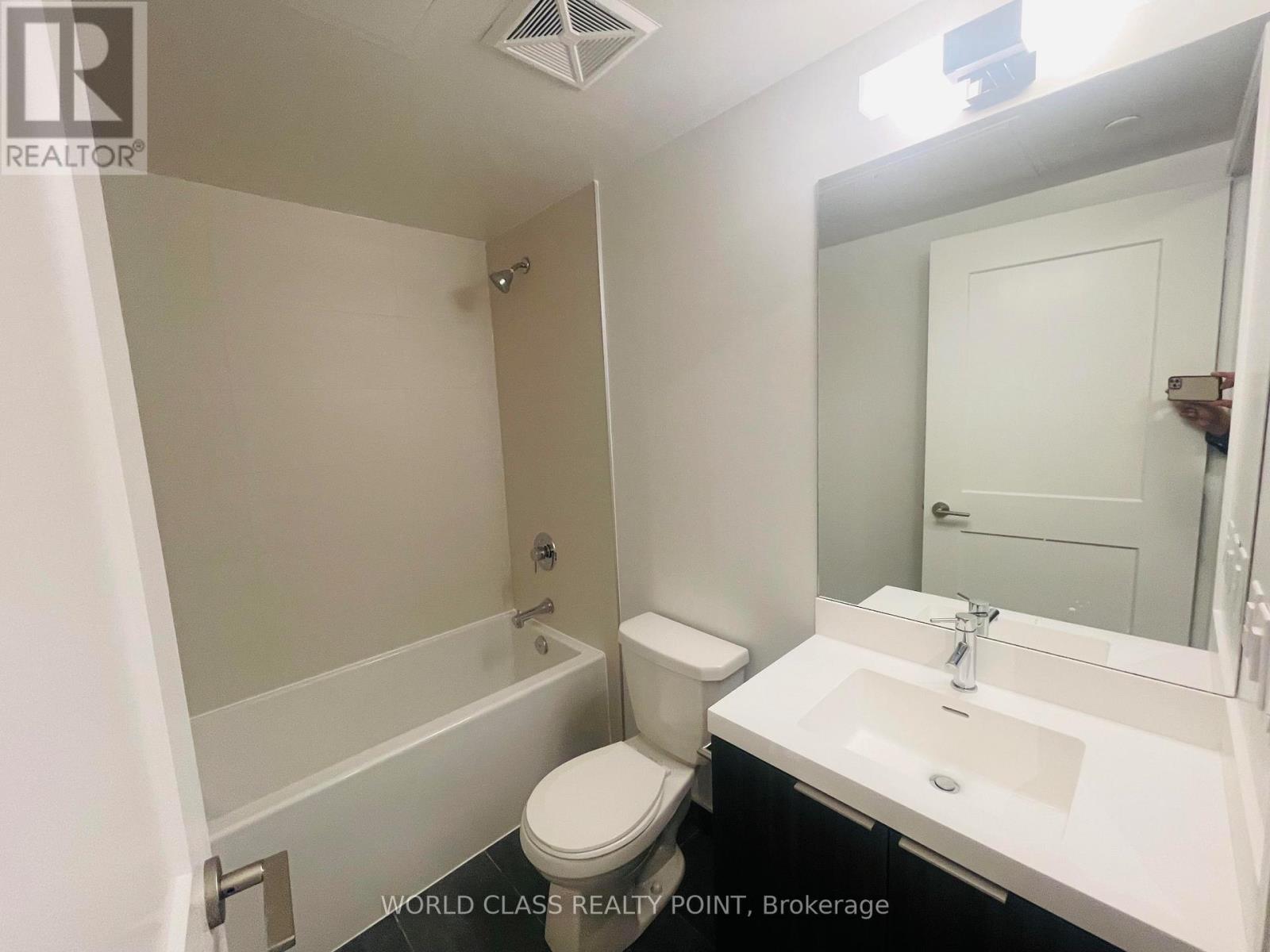 3622 - 28 Widmer Street, Toronto, Ontario  M5V 0T2 - Photo 9 - C13537408