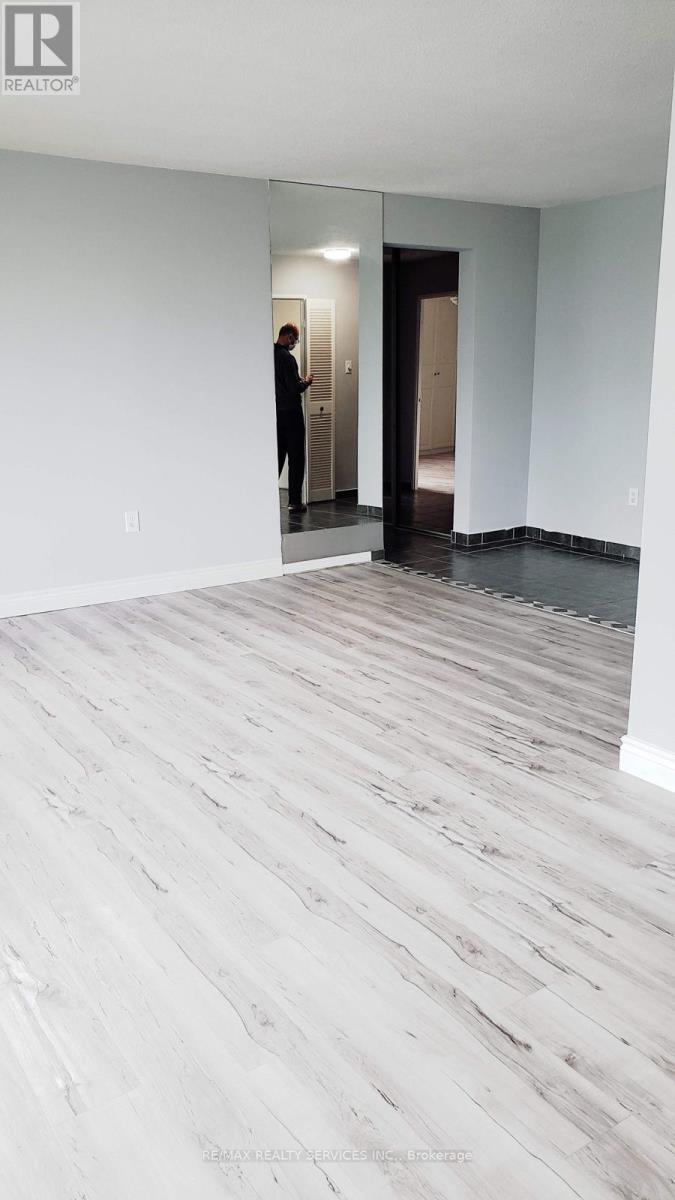 711 - 177 Linus Road, Toronto, Ontario  M2J 4S5 - Photo 6 - C13537444
