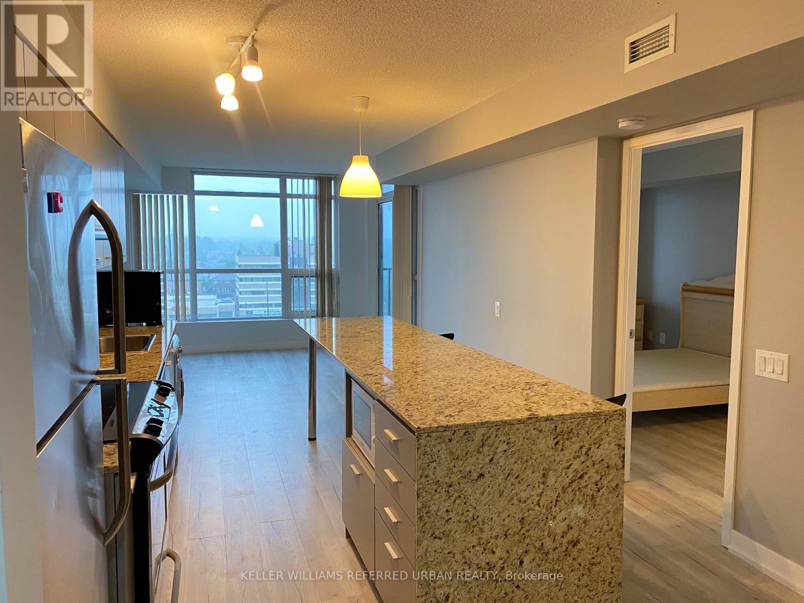 803 - 33 Singer Court, Toronto, Ontario  M2K 0B4 - Photo 1 - C13537526