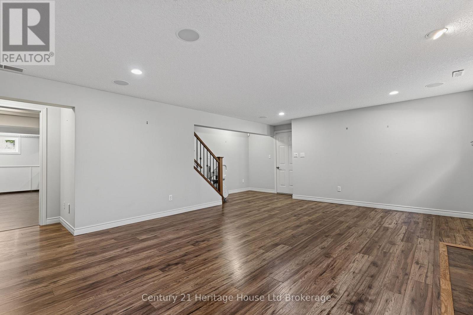 927 Ridgewood Drive W, Woodstock, Ontario  N4T 0A6 - Photo 27 - X13537402