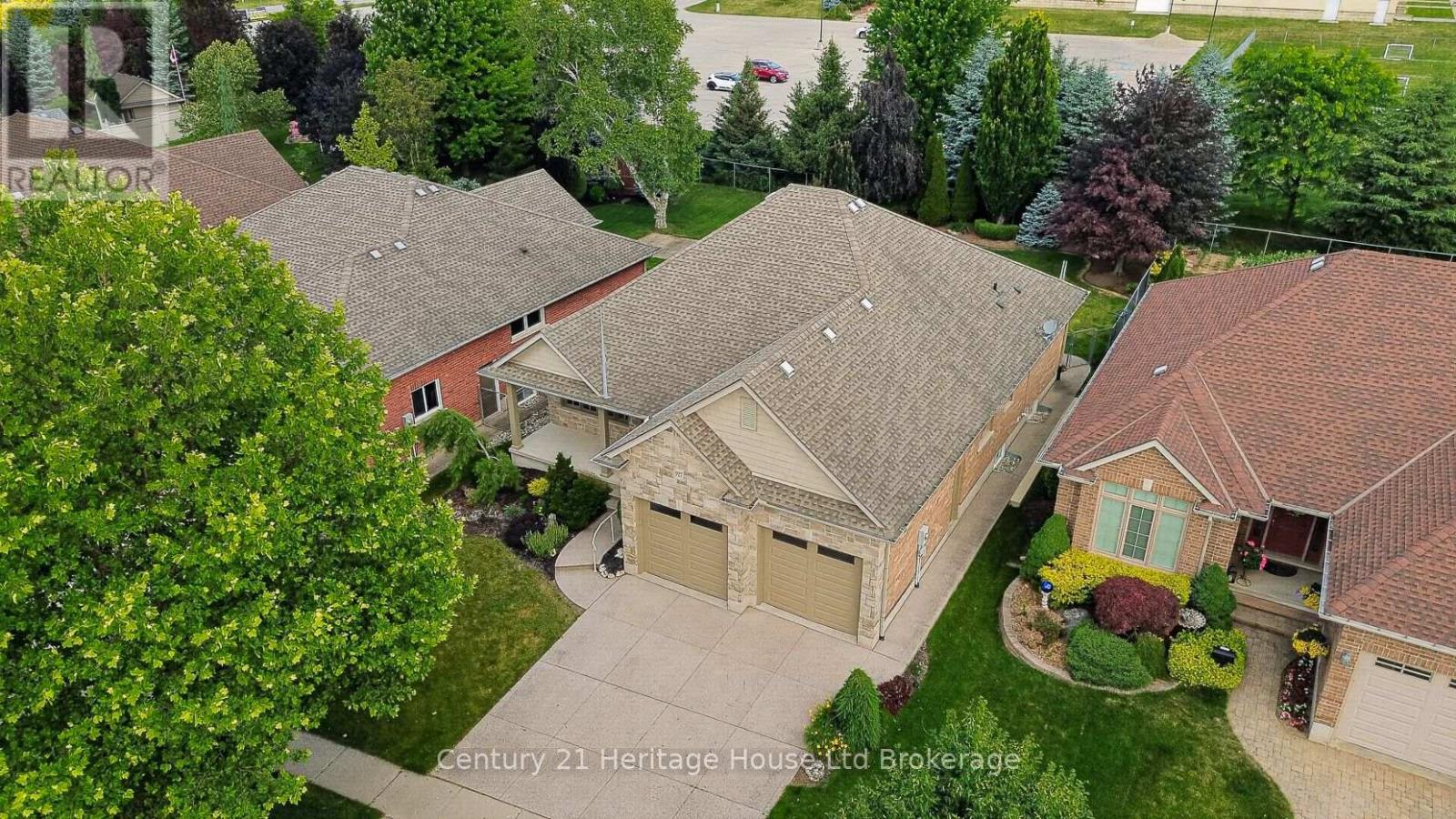 927 Ridgewood Drive W, Woodstock, Ontario  N4T 0A6 - Photo 3 - X13537402