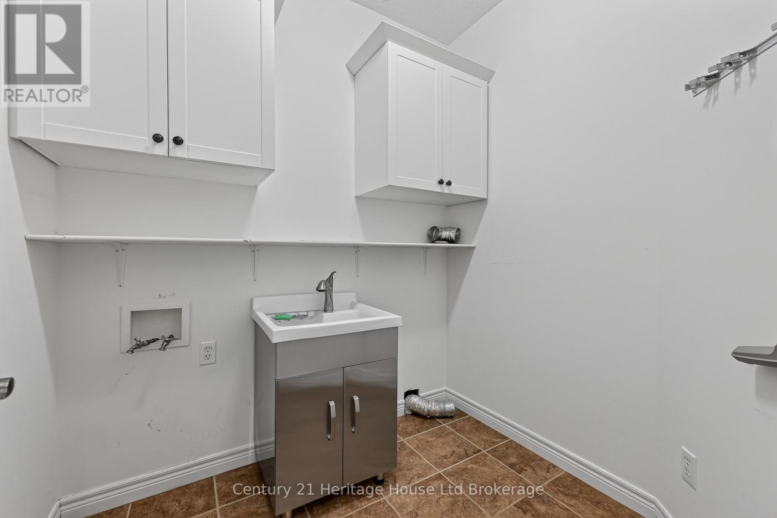 927 Ridgewood Drive W, Woodstock, Ontario  N4T 0A6 - Photo 39 - X13537402