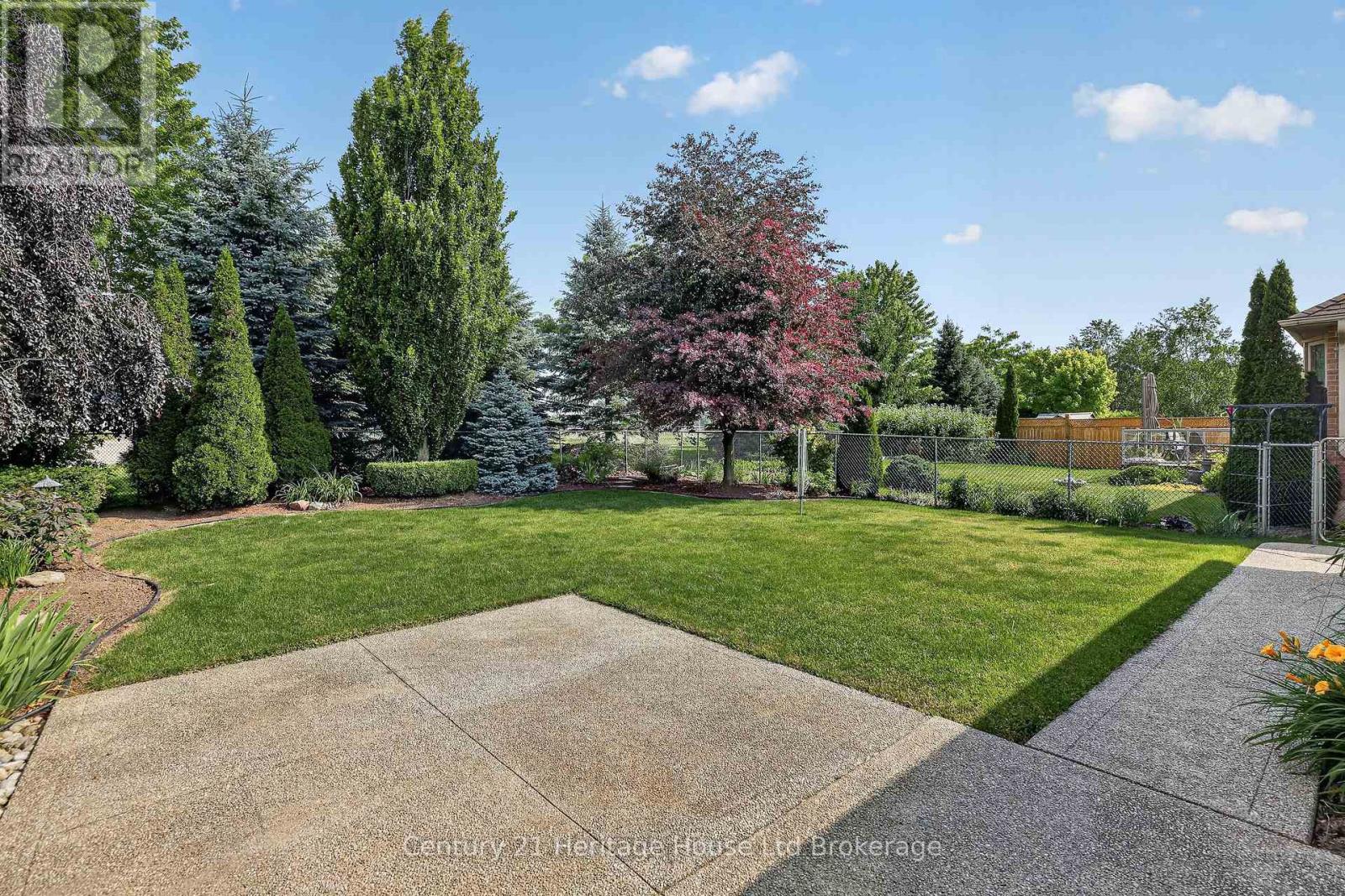 927 Ridgewood Drive W, Woodstock, Ontario  N4T 0A6 - Photo 45 - X13537402