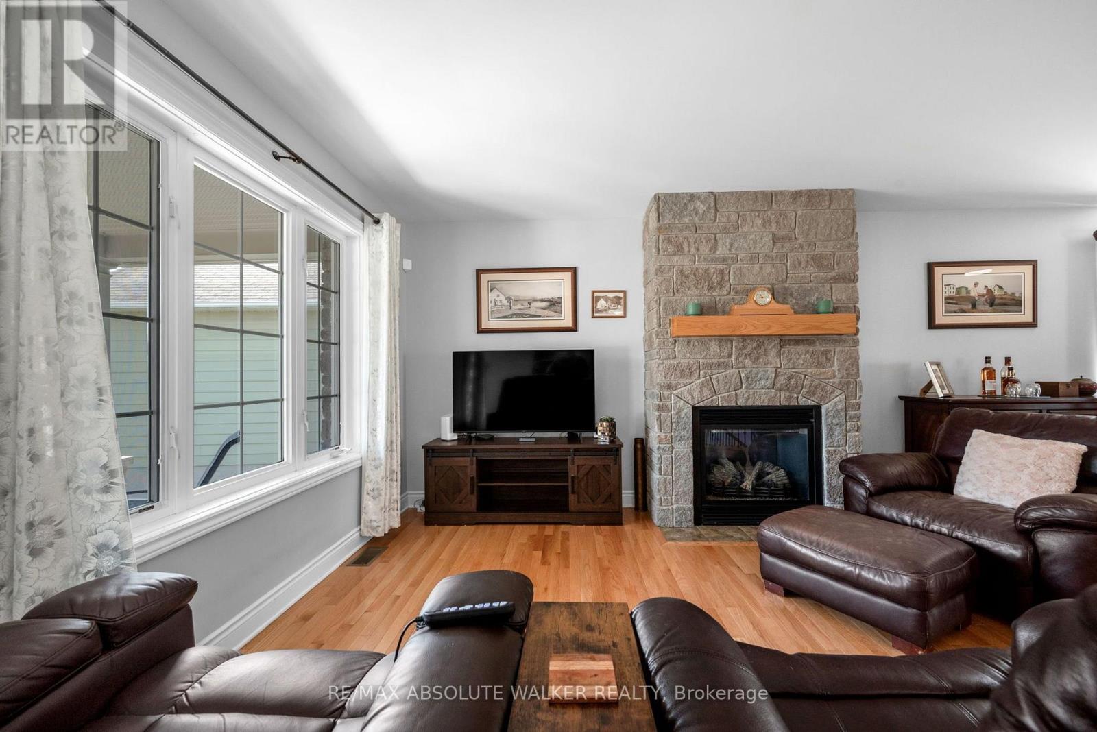 8 Settlement Lane, Russell, Ontario  K4R 0A4 - Photo 5 - X13537678