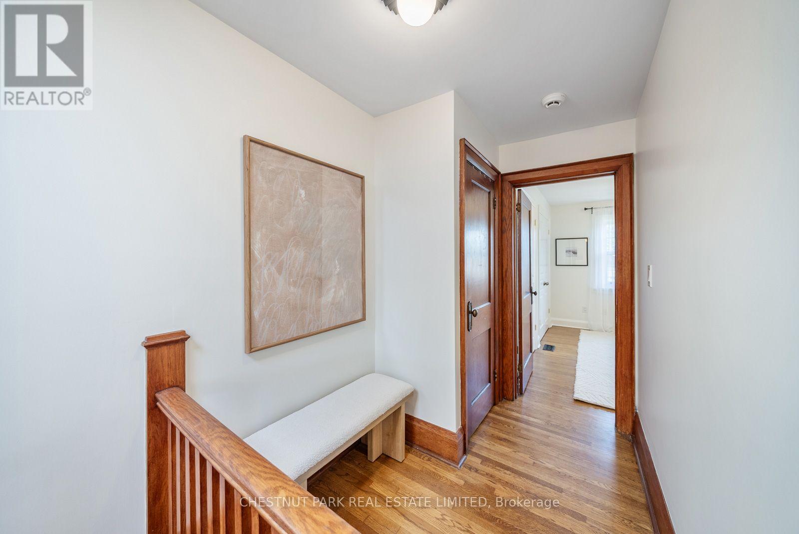 266 Queensdale Avenue, Toronto, Ontario  M4C 2B2 - Photo 23 - E13537532