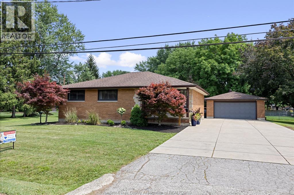 MLS# 26016184: 5860 ABBOTT STREET, LaSalle, Canada