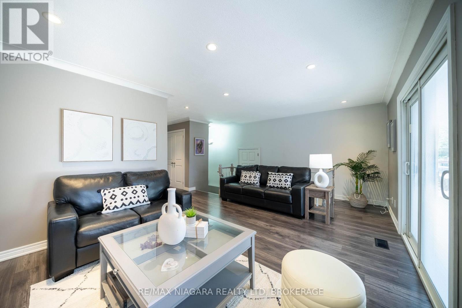 33 Bloomfield Avenue, St. Catharines, Ontario  L2P 1X2 - Photo 10 - X13537322
