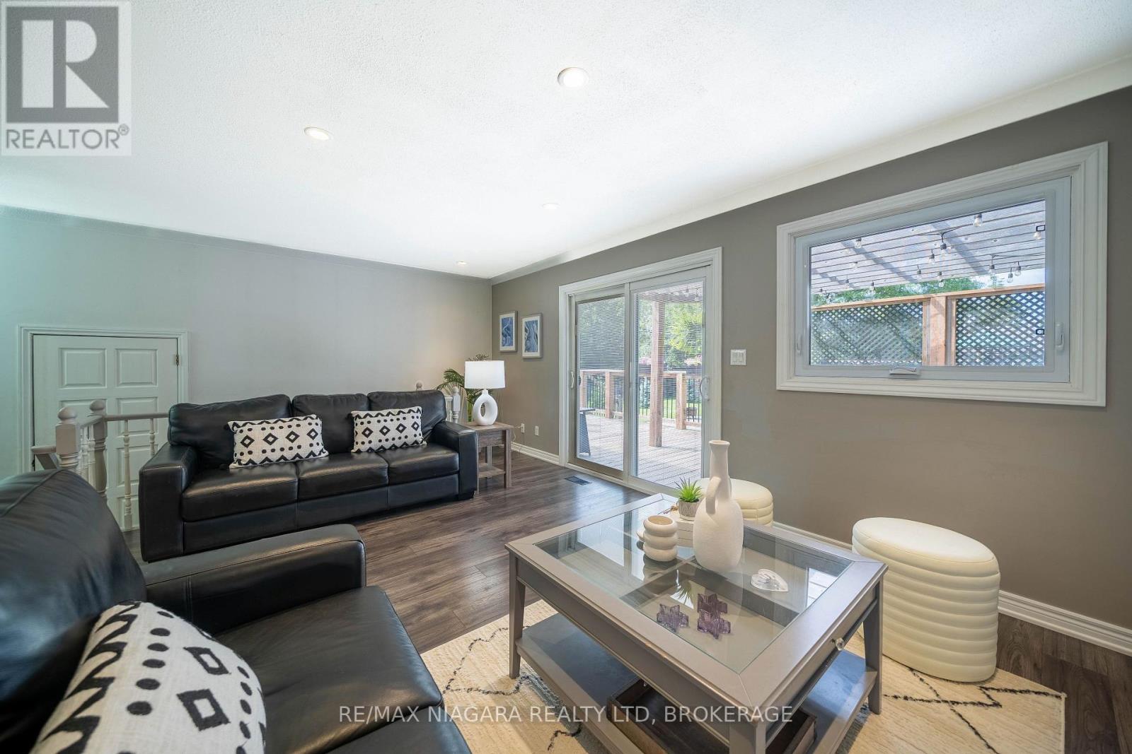 33 Bloomfield Avenue, St. Catharines, Ontario  L2P 1X2 - Photo 11 - X13537322