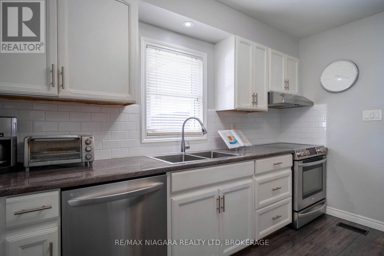 33 Bloomfield Avenue, St. Catharines, Ontario  L2P 1X2 - Photo 15 - X13537322