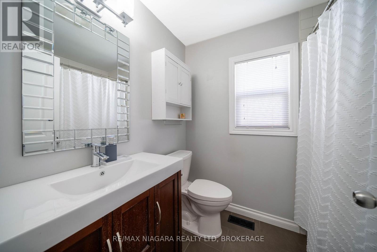 33 Bloomfield Avenue, St. Catharines, Ontario  L2P 1X2 - Photo 23 - X13537322