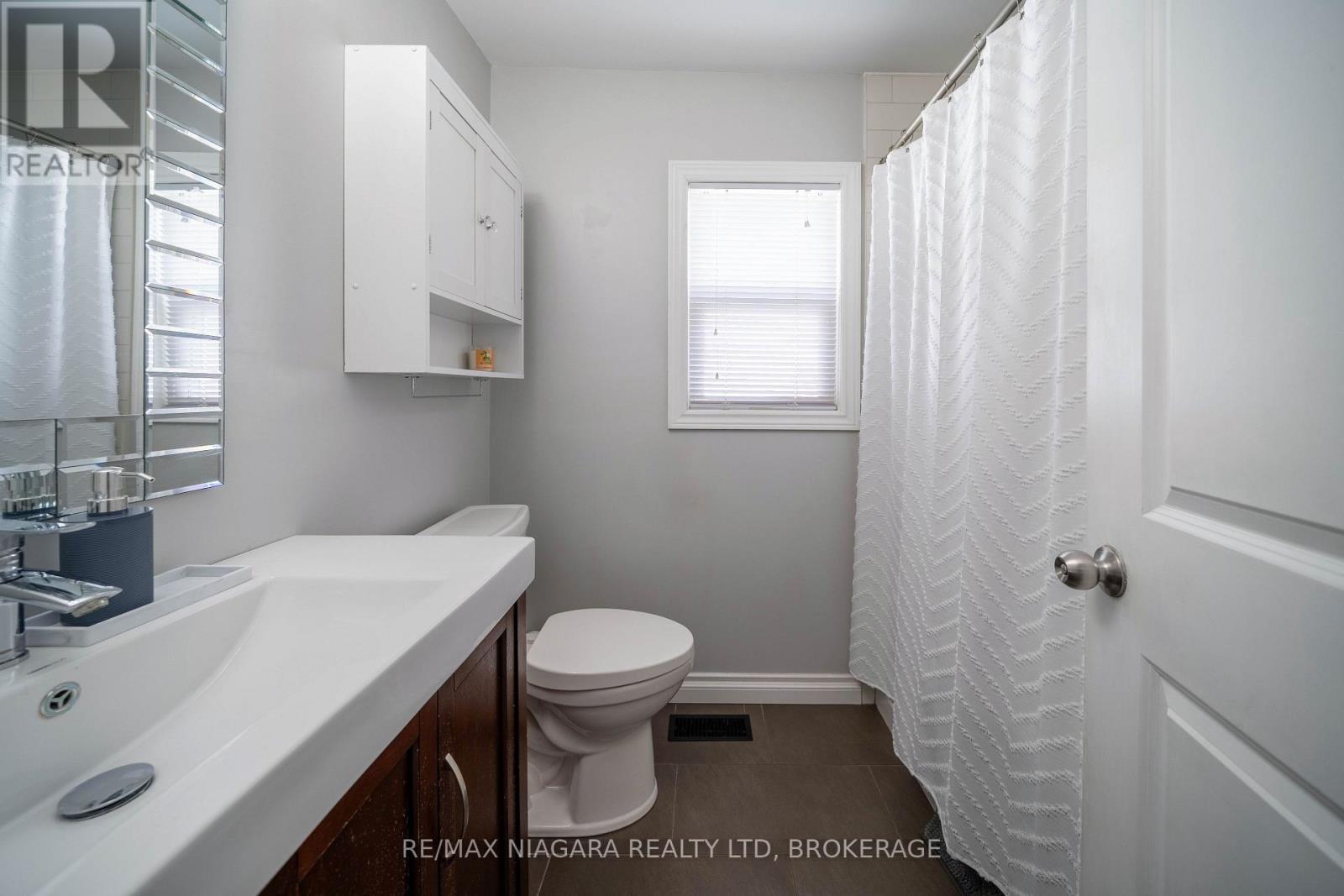 33 Bloomfield Avenue, St. Catharines, Ontario  L2P 1X2 - Photo 24 - X13537322