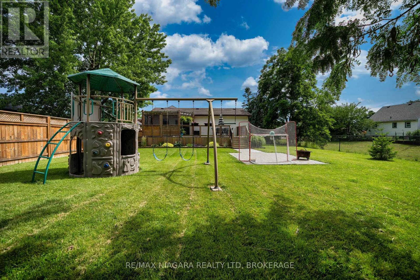 33 Bloomfield Avenue, St. Catharines, Ontario  L2P 1X2 - Photo 39 - X13537322