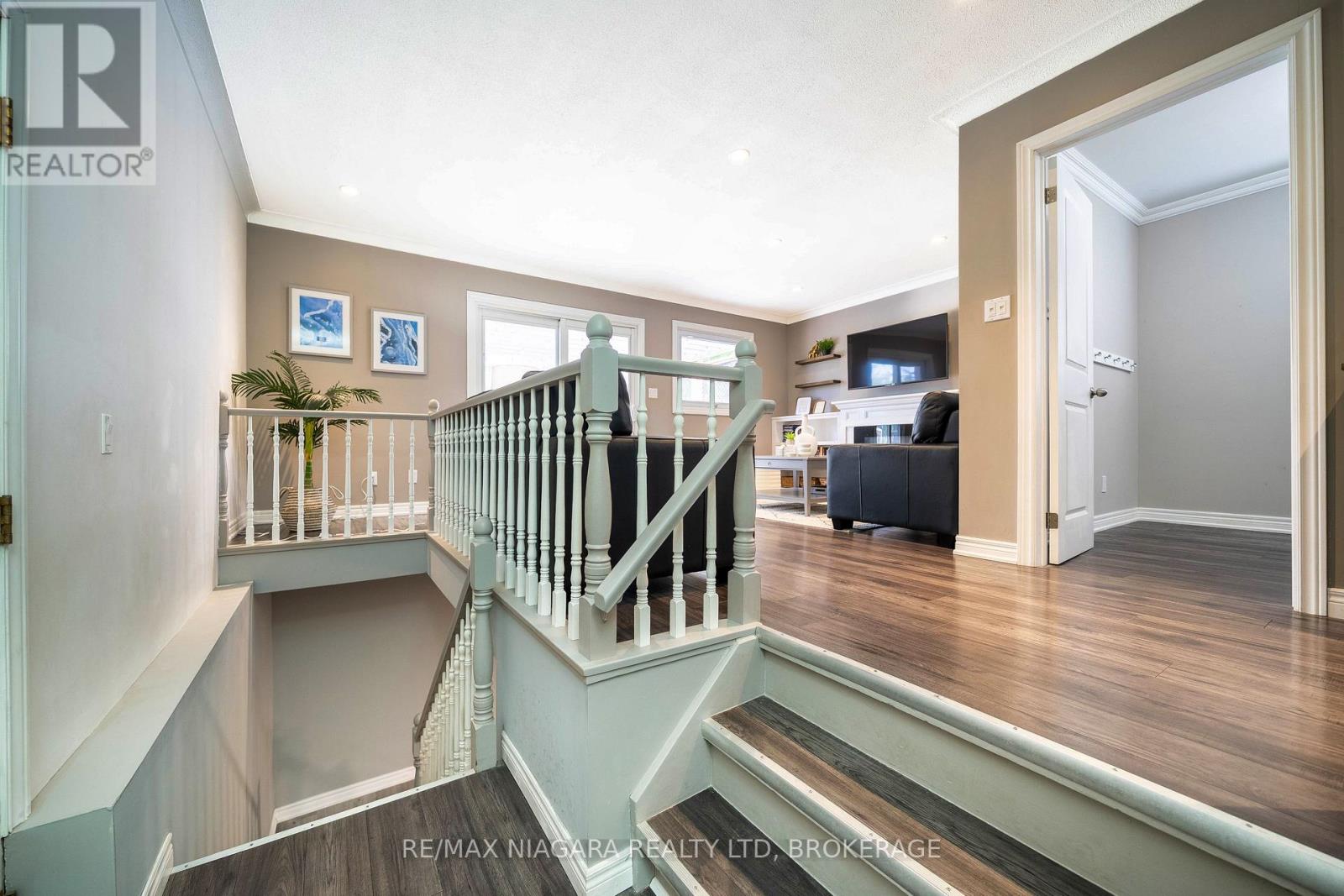 33 Bloomfield Avenue, St. Catharines, Ontario  L2P 1X2 - Photo 5 - X13537322