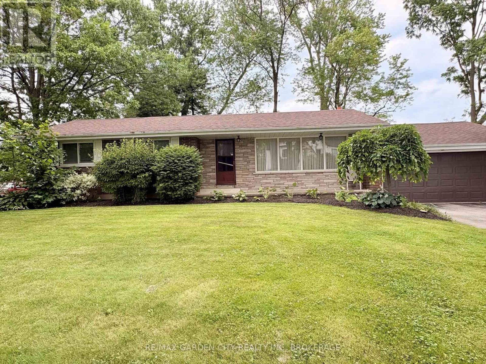 51 Bacon Lane, Pelham, Ontario  L3C 3E6 - Photo 4 - X13537646