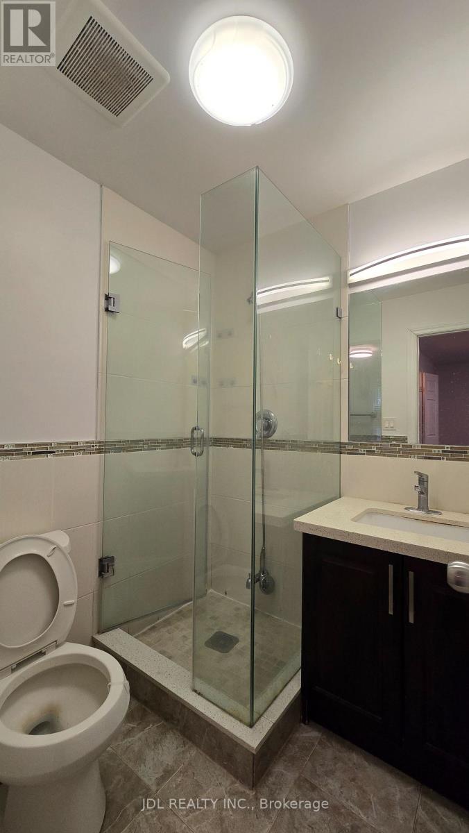 Room Mc - 68 Meadowview Avenue, Markham, Ontario  L3T 1K7 - Photo 3 - N13537304
