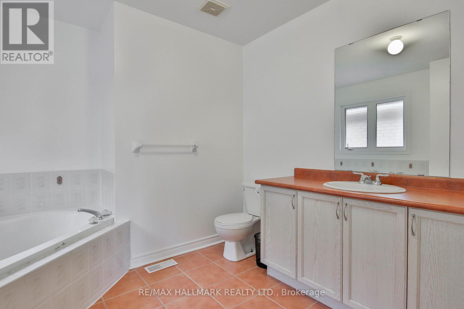 15 Briarglen Road, Markham, Ontario  L6C 2K5 - Photo 45 - N13537522
