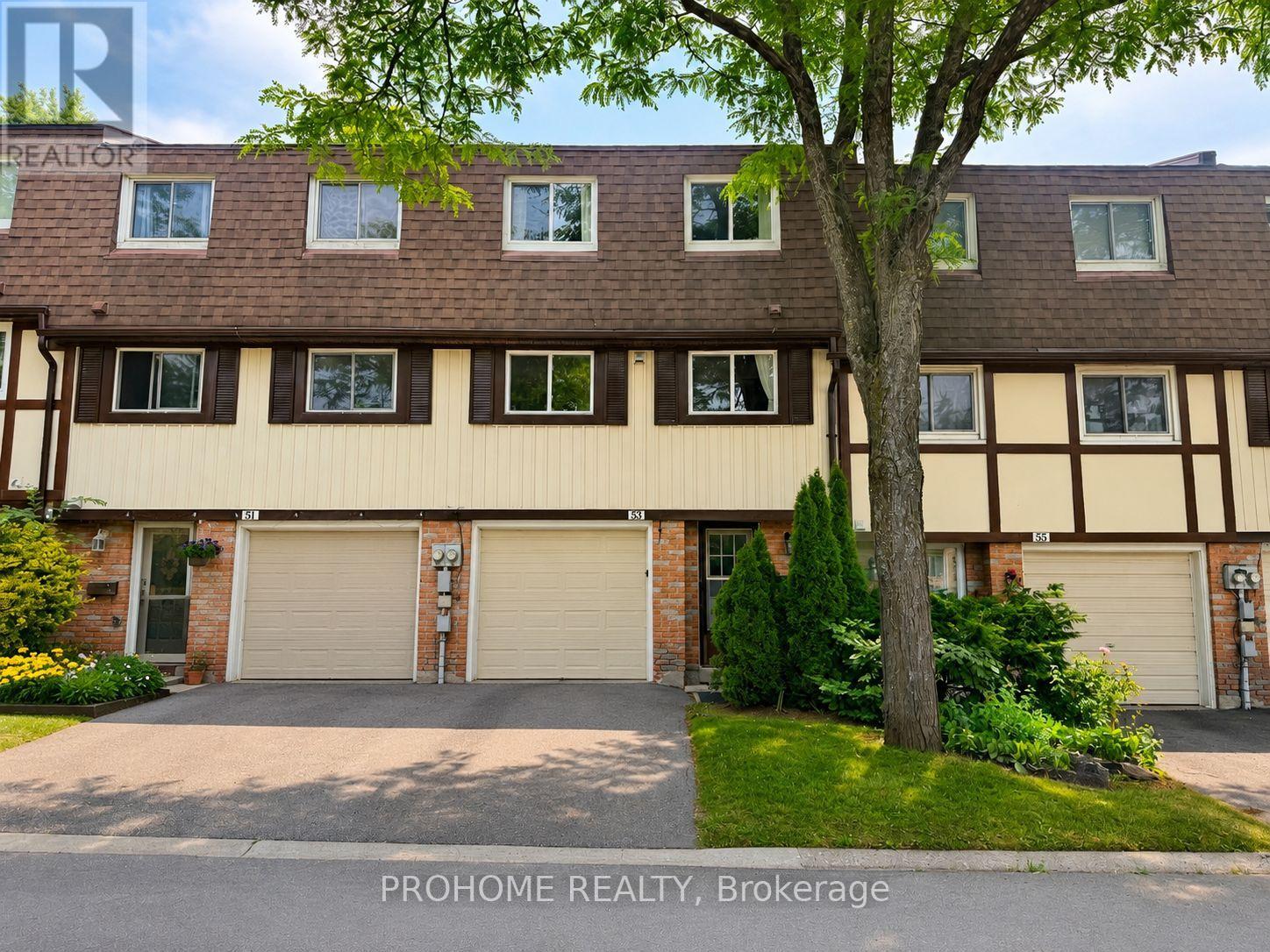 53 THATCHERS MILL WAY, Markham (Bullock)