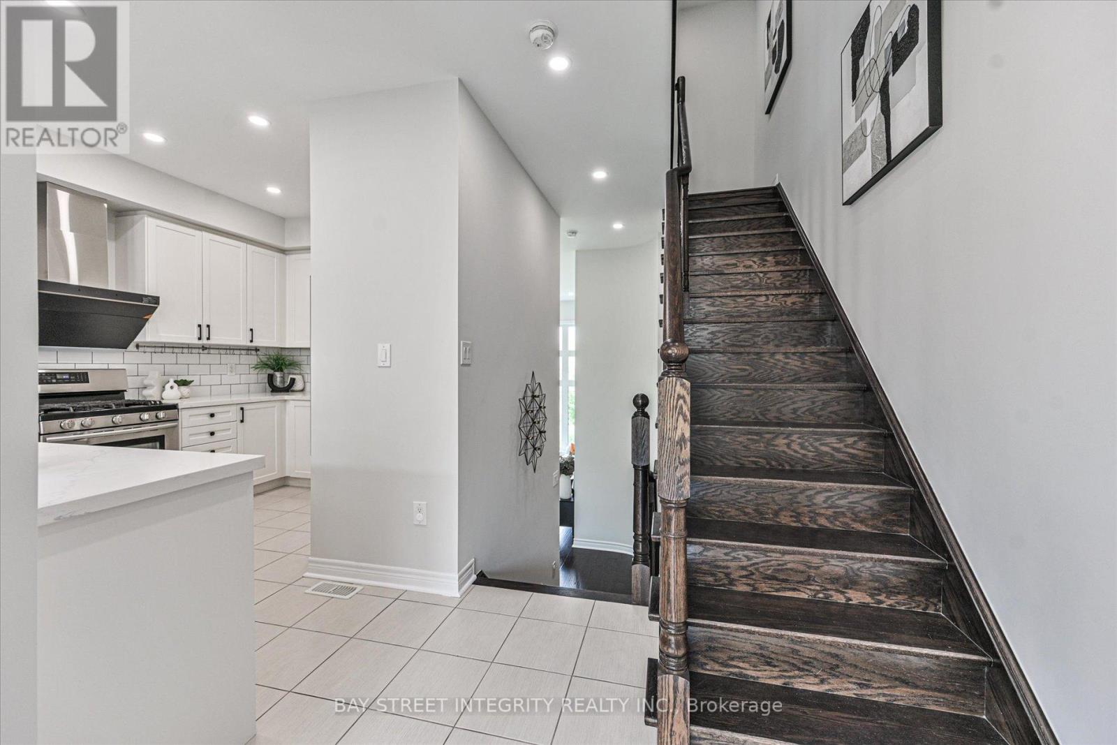 49 Victor Herbert Way, Markham, Ontario  L6C 0N6 - Photo 15 - N13537648