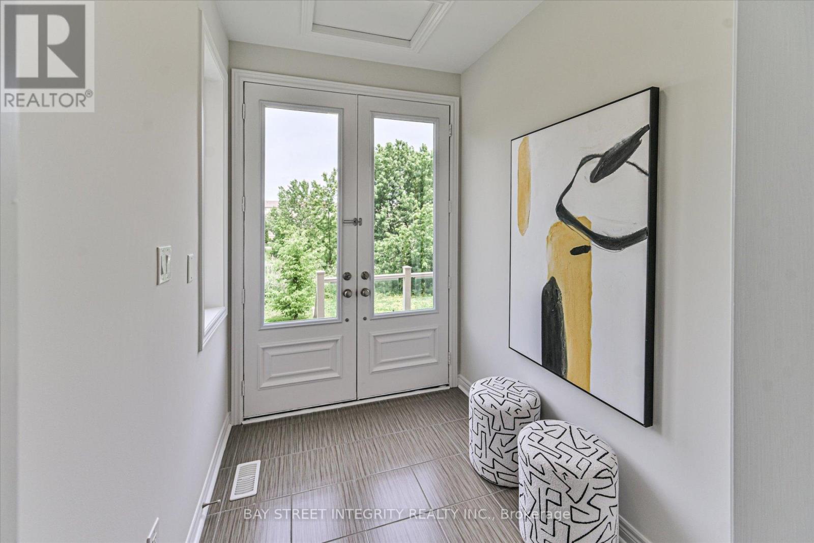 49 Victor Herbert Way, Markham, Ontario  L6C 0N6 - Photo 4 - N13537648