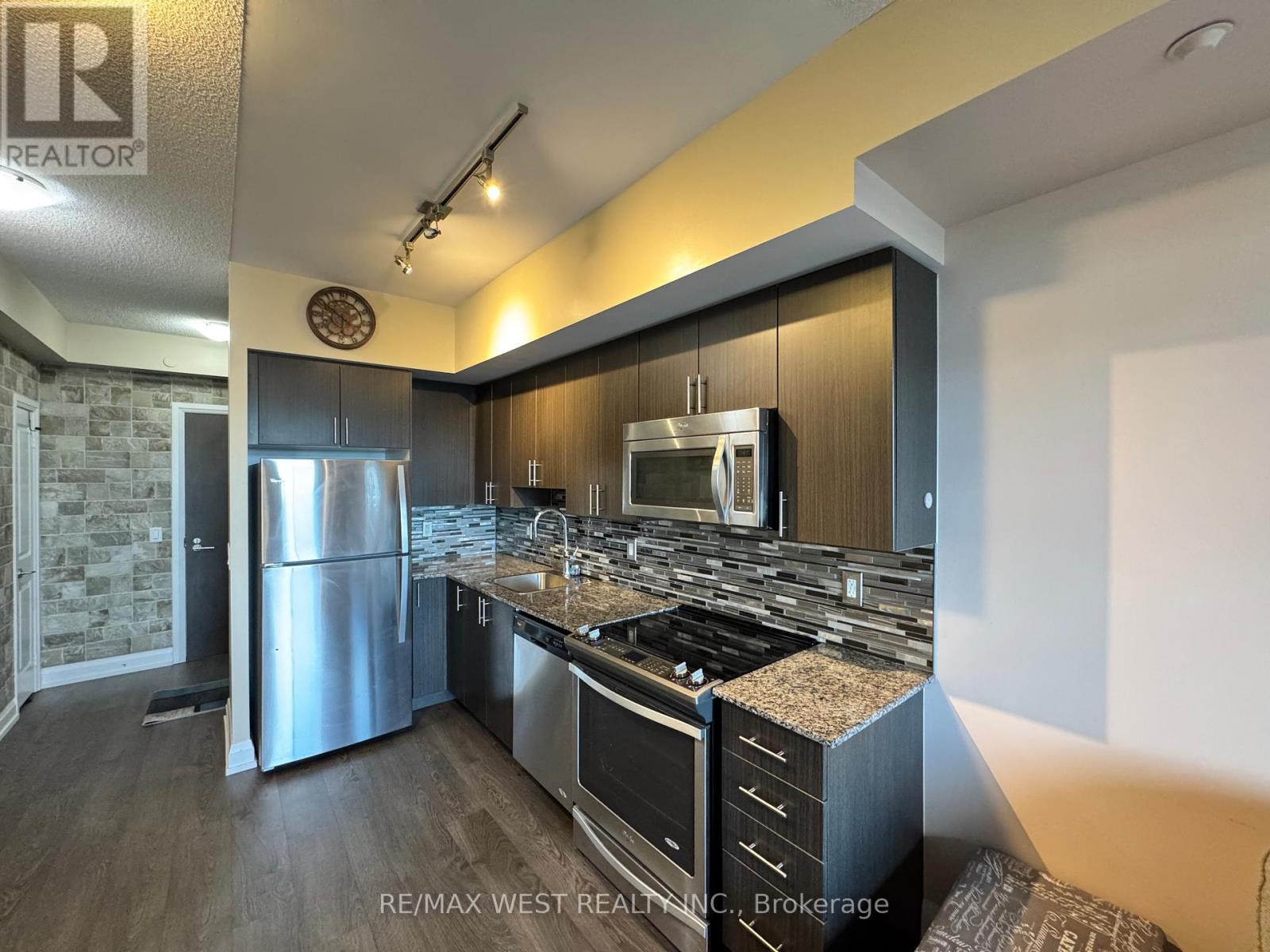 714 - 7900 Bathurst Street, Vaughan, Ontario L4J 0J9 - Photo 2 - N13537658