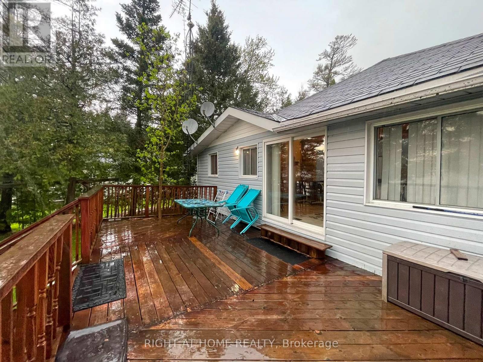 5470 Penetanguishene Road, Springwater, Ontario  L0L 1P0 - Photo 19 - S13537462
