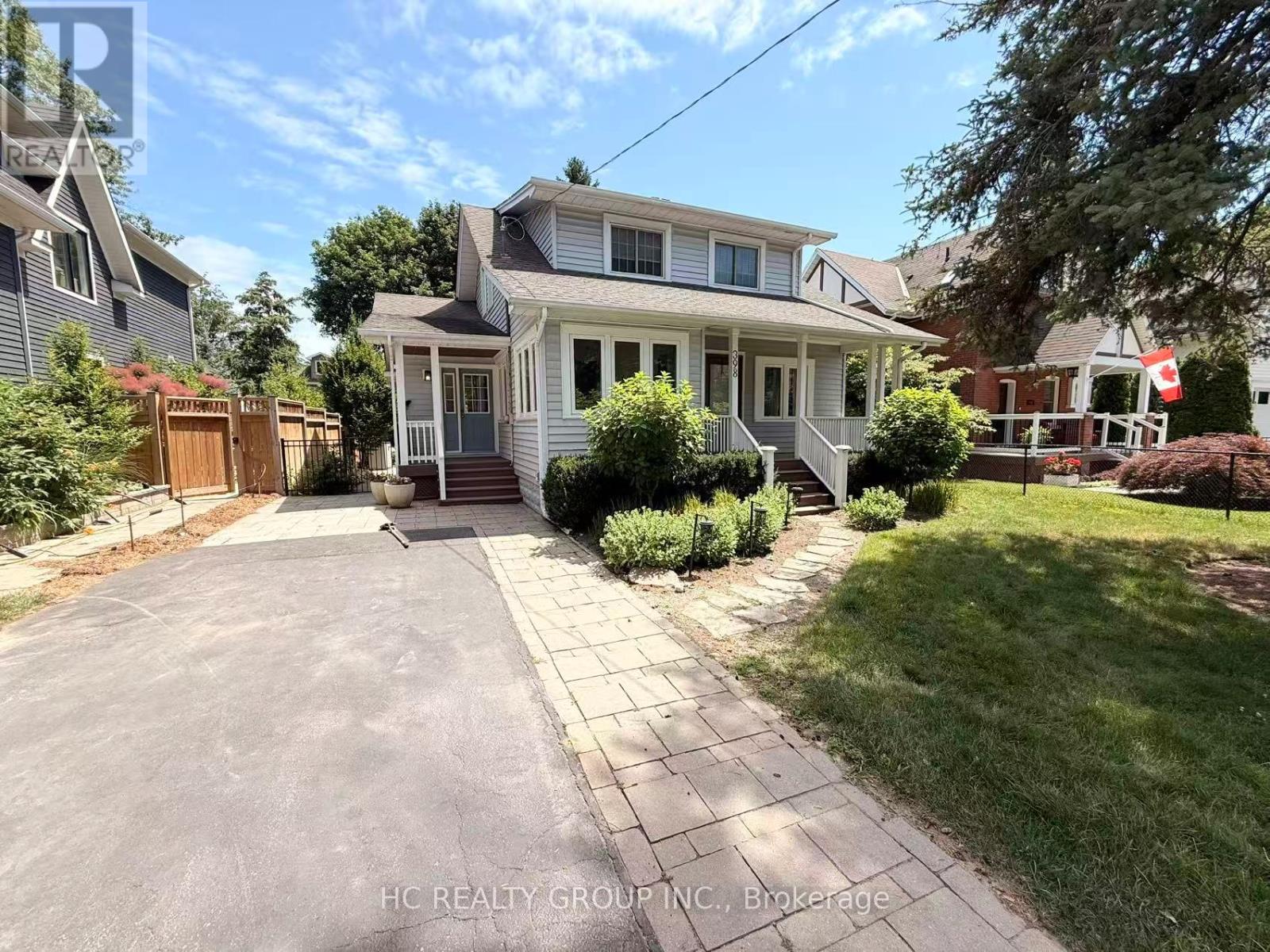 398 MAPLE AVENUE, Oakville (OO Old Oakville)