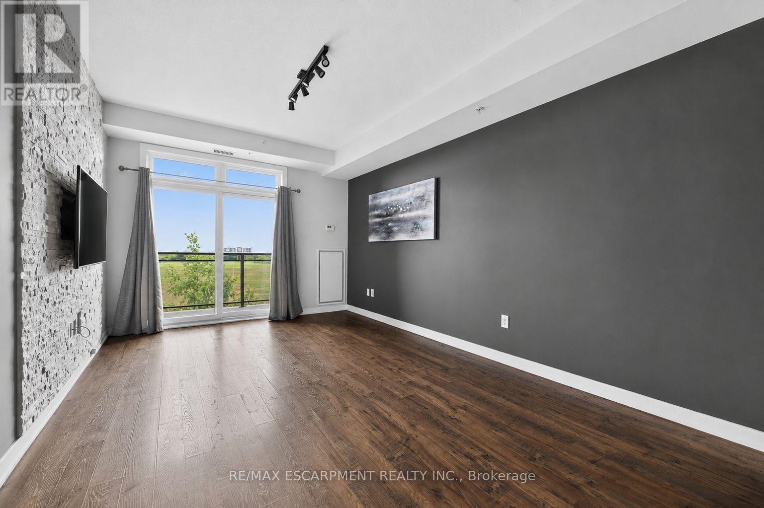 315 - 5010 Corporate Drive, Burlington, Ontario  L7L 0H6 - Photo 4 - W13537502