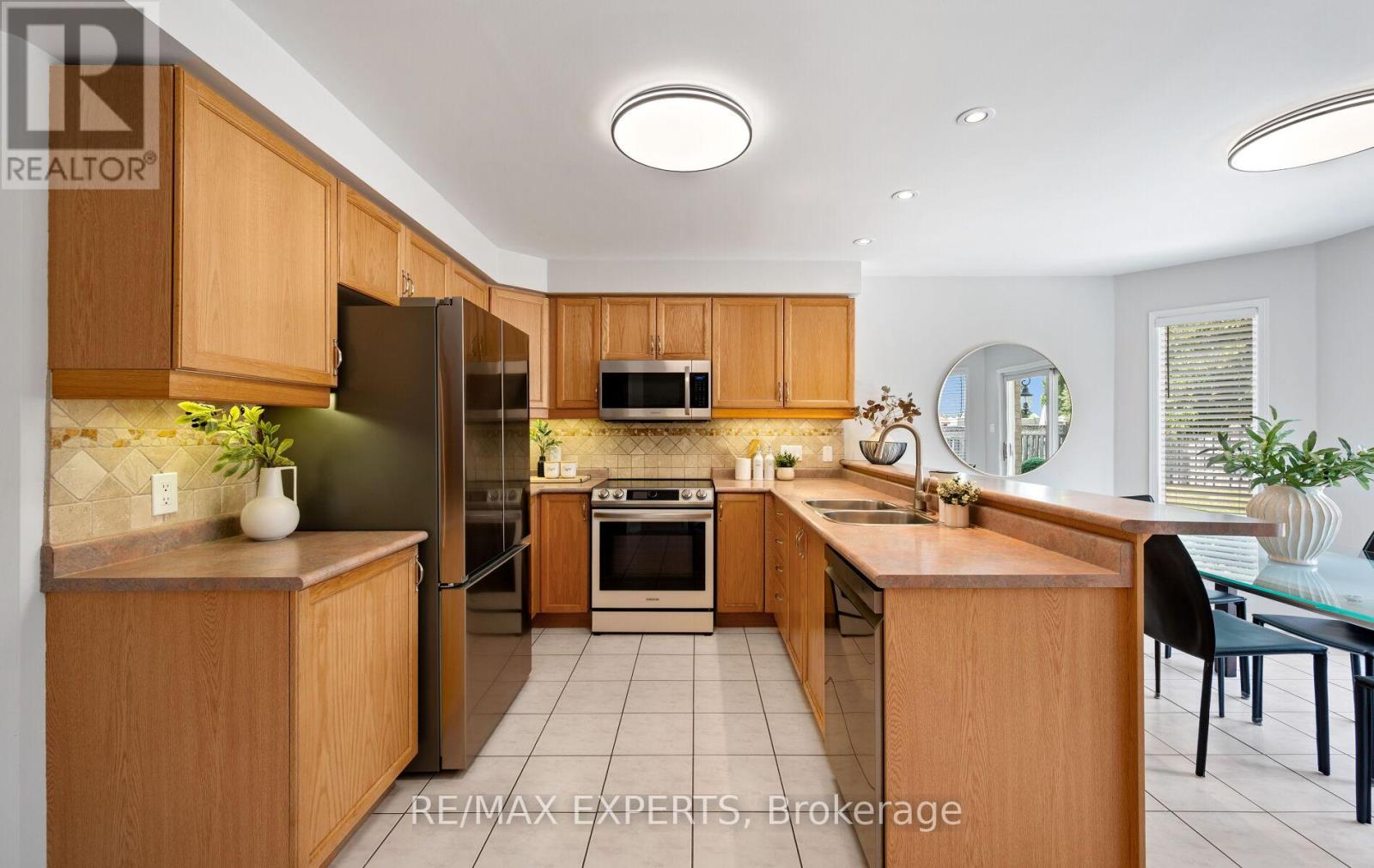 214 Waterbury Street, Caledon, Ontario  L7E 2H9 - Photo 14 - W13537568