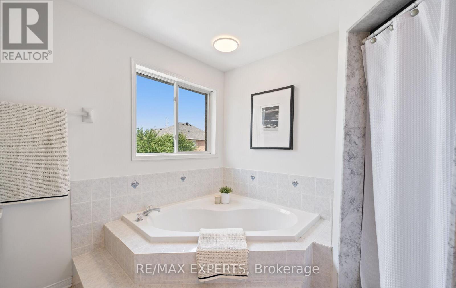 214 Waterbury Street, Caledon, Ontario  L7E 2H9 - Photo 22 - W13537568