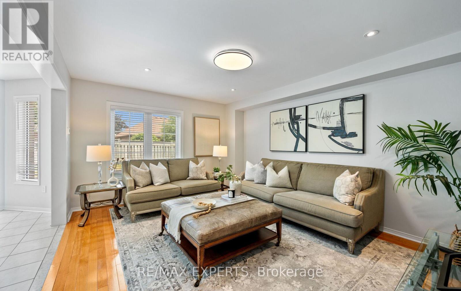 214 Waterbury Street, Caledon, Ontario  L7E 2H9 - Photo 8 - W13537568