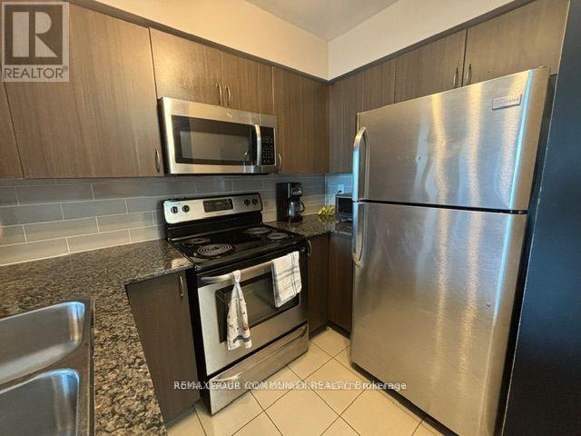 911 - 812 Lansdowne Avenue, Toronto, Ontario  M6H 4K5 - Photo 9 - W13537596