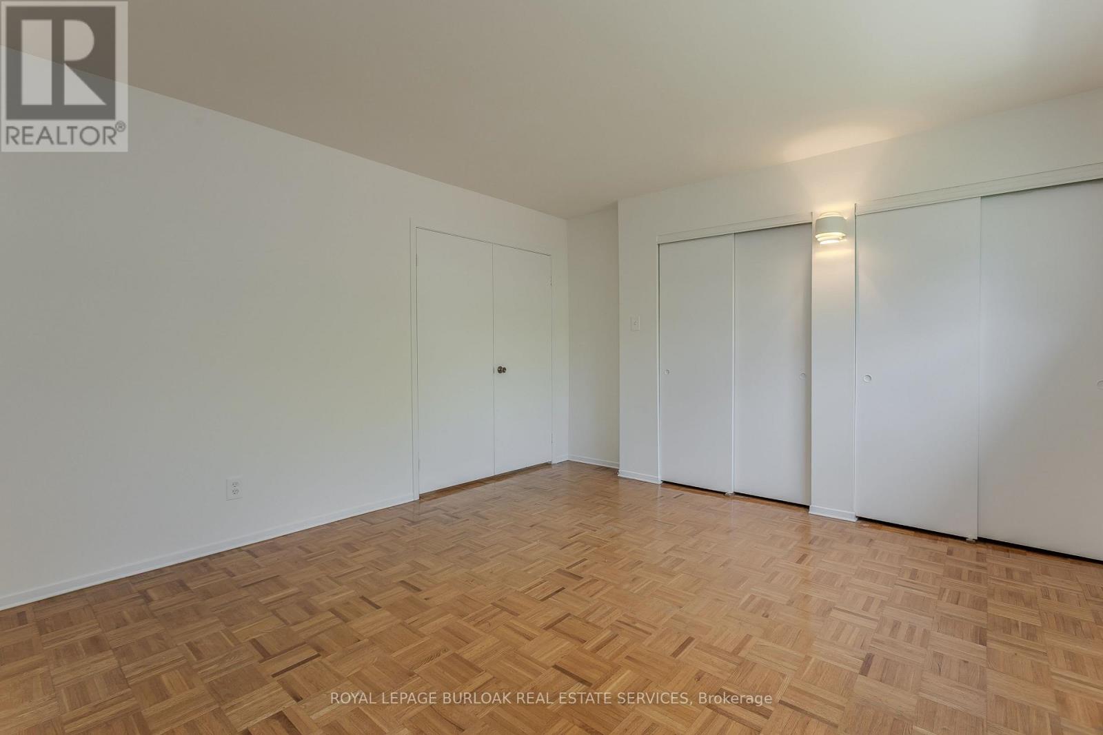 2915 Saint Malo Circle, Mississauga, Ontario  L5N 1S8 - Photo 18 - W13537680