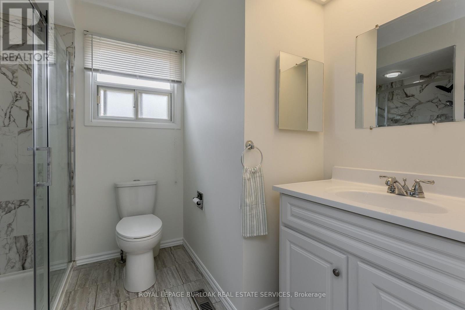 2915 Saint Malo Circle, Mississauga, Ontario  L5N 1S8 - Photo 19 - W13537680
