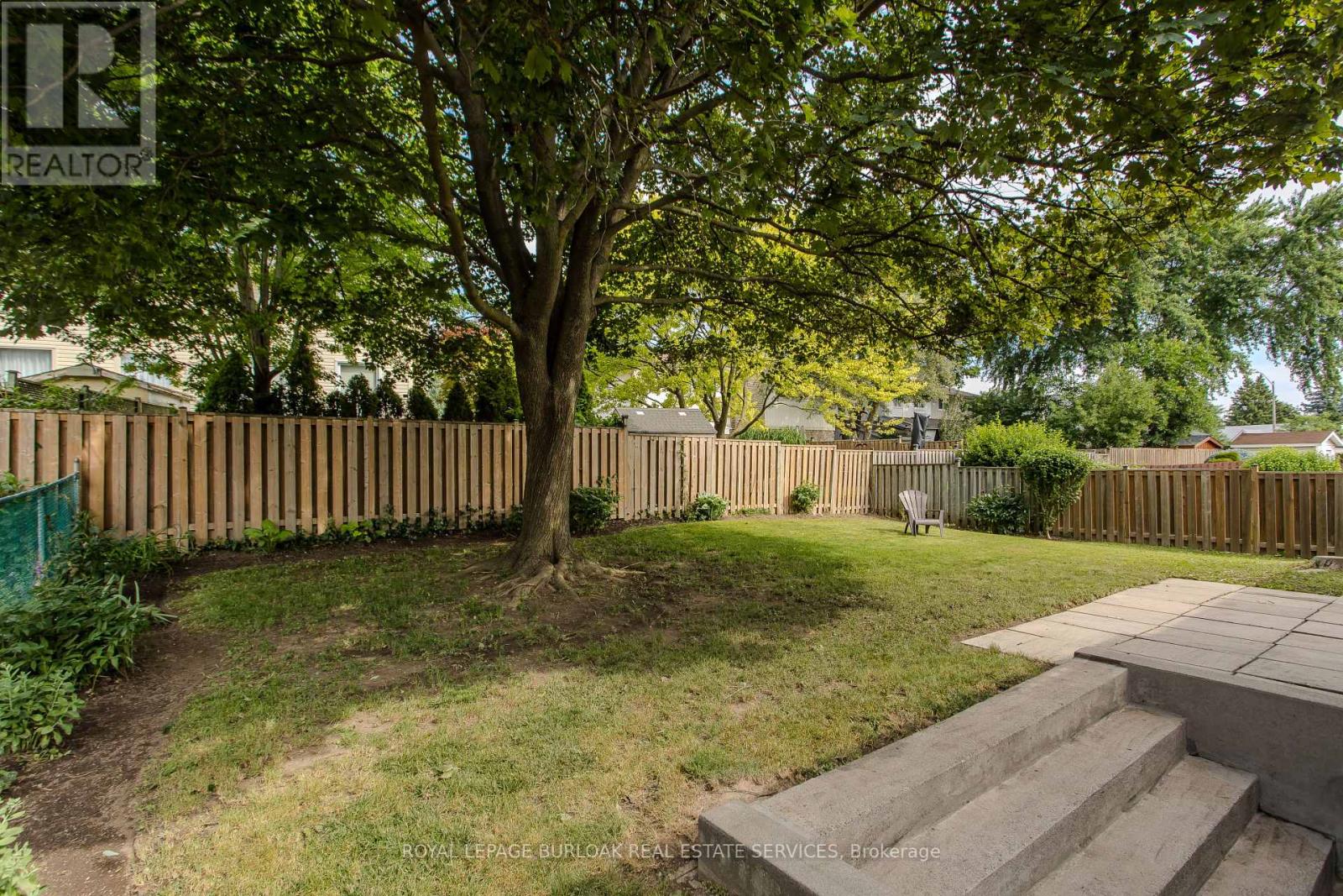 2915 Saint Malo Circle, Mississauga, Ontario  L5N 1S8 - Photo 4 - W13537680