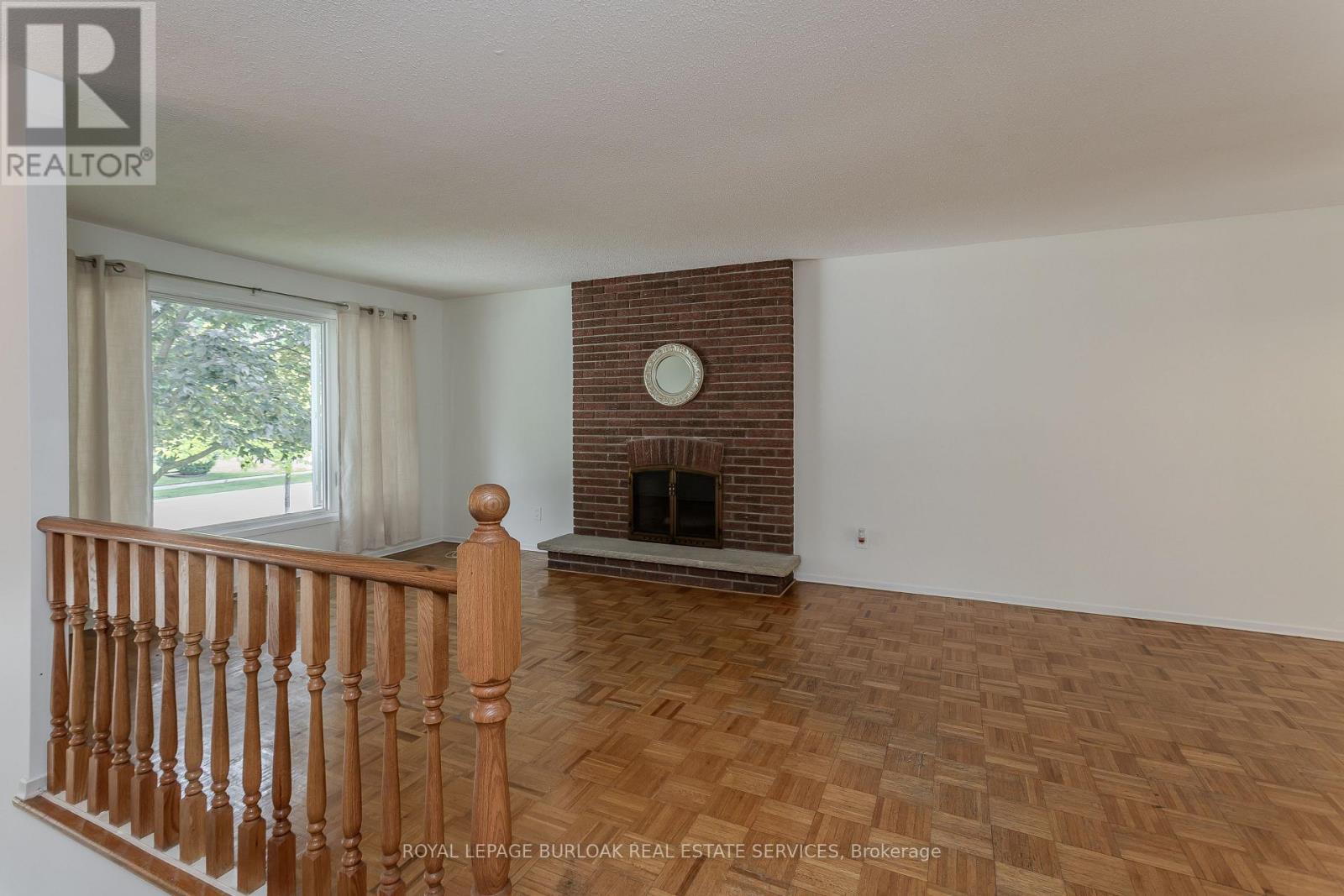 2915 Saint Malo Circle, Mississauga, Ontario  L5N 1S8 - Photo 7 - W13537680