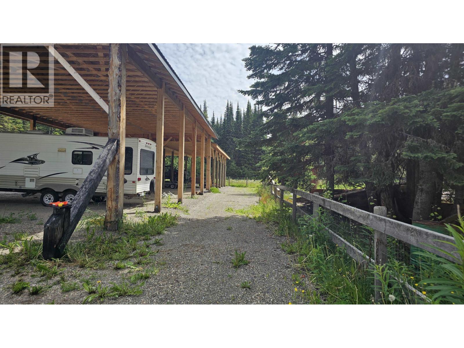 8600 Solitude Road, Prince George, British Columbia  V2N 2J1 - Photo 29 - R3143357
