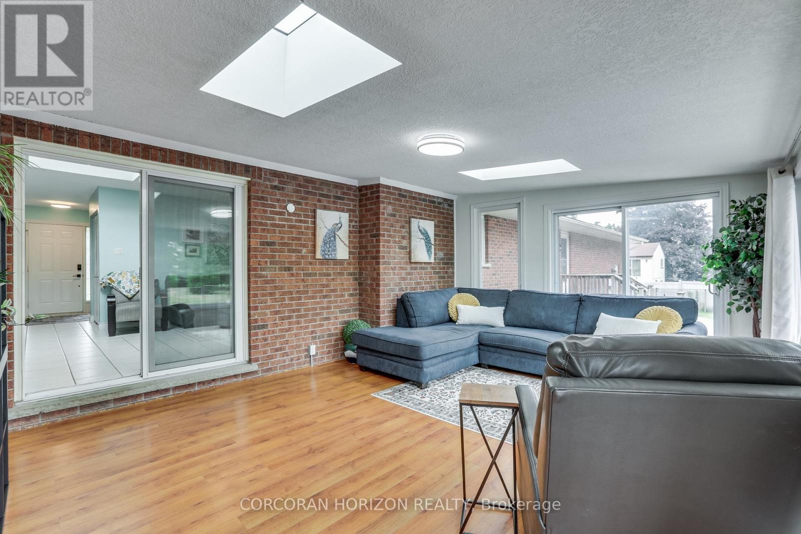 4542 Avenue Road, London South, Ontario N6N 1E7 - Photo 10 - X13537498