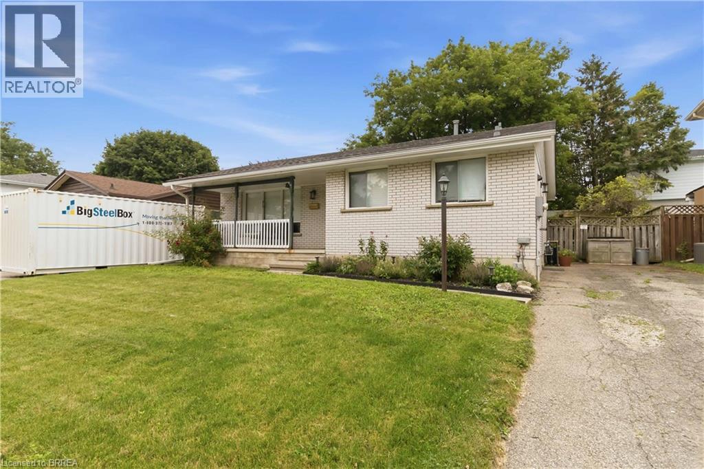 47 Brier Park Road, Brantford, Ontario  N3R 3R1 - Photo 4 - 40844533