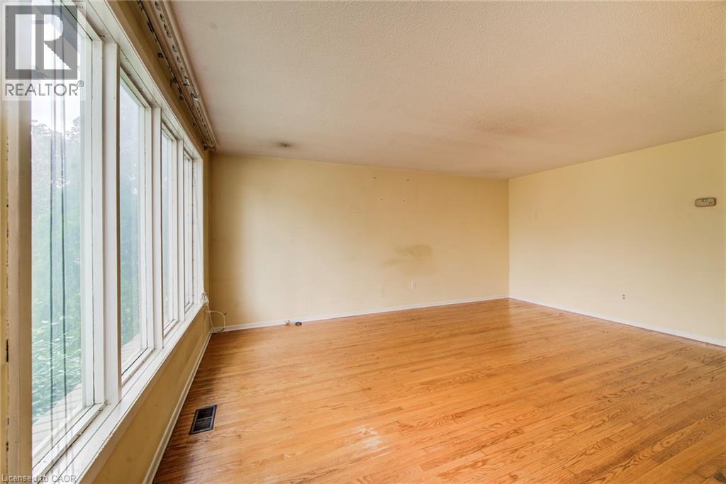 76 Pepperwood Crescent, Kitchener, Ontario  N2A 2R3 - Photo 4 - 40839993