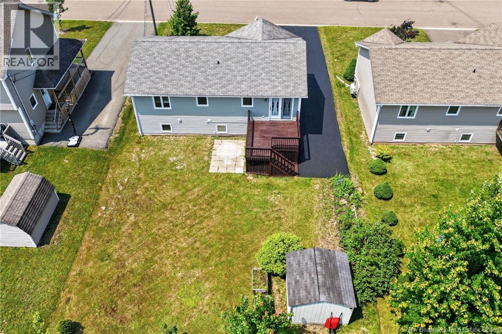 94 Falcon, Moncton, New Brunswick  E1G 0H7 - Photo 30 - NB143378